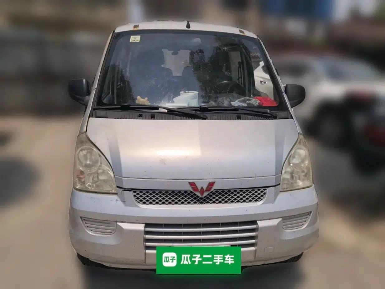 Wuling Rongguang V 2015 1.2L Base Version — миниатюра 2
