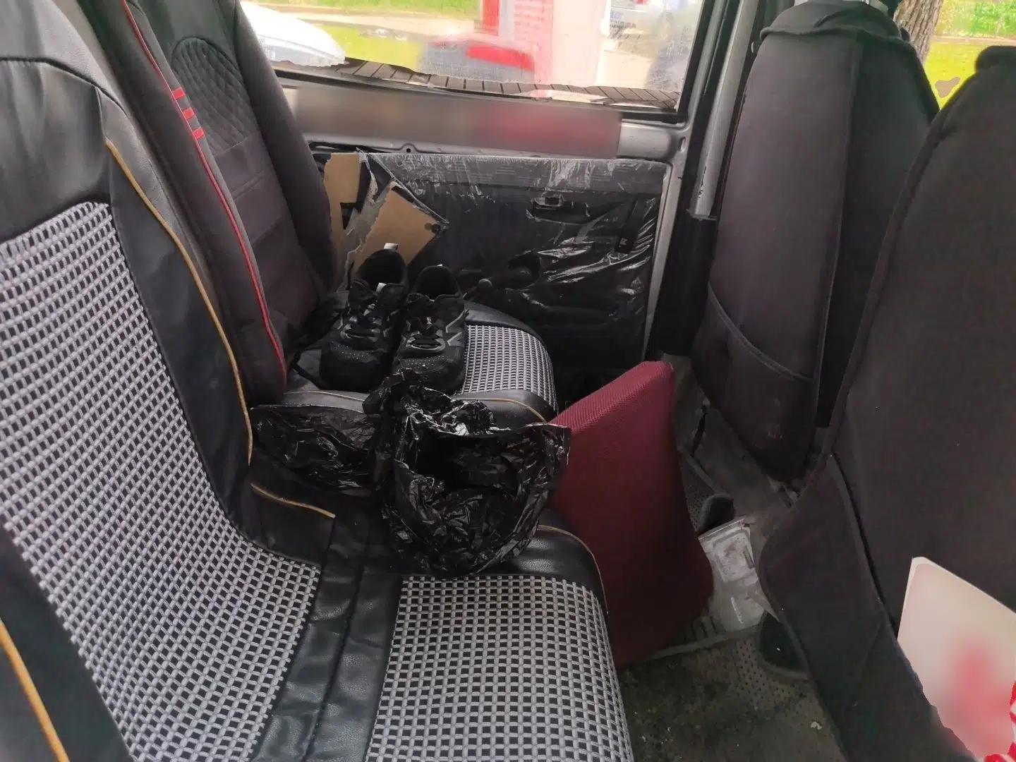 Wuling Rongguang V 2015 1.2L Base Version — миниатюра 18