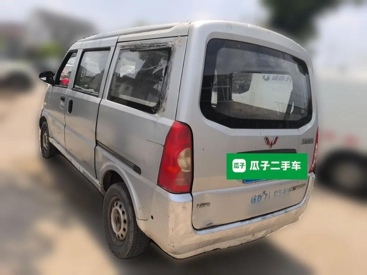 Wuling Rongguang V 2015 1.2L Base Version — миниатюра 4