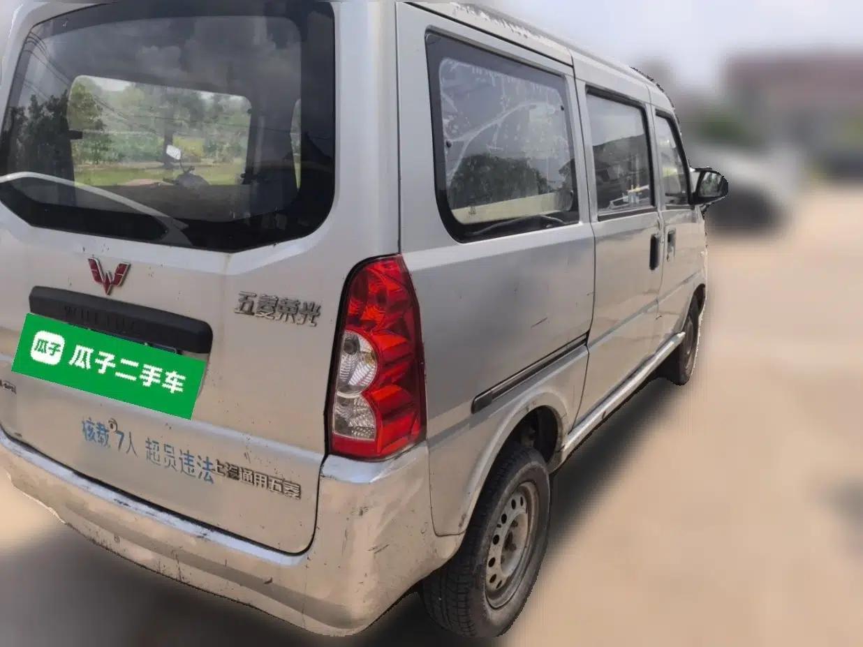 Wuling Rongguang V 2015 1.2L Base Version — миниатюра 6