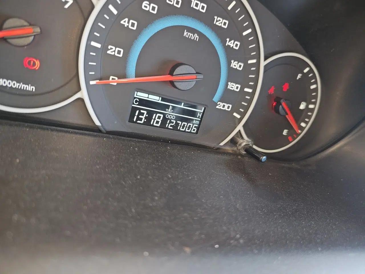 Wuling Rongguang V 2016 1.5L Standard Version — миниатюра 13