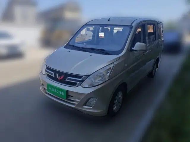 Wuling Rongguang V 2016 1.5L Standard Version