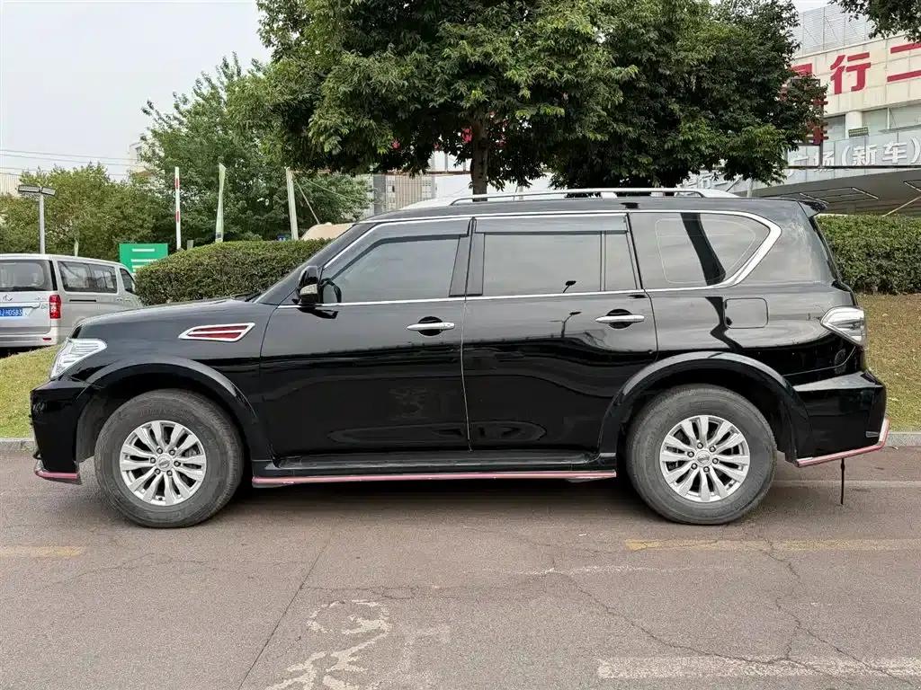 Nissan Patrol 2018 4.0L Leader Edition — миниатюра 3