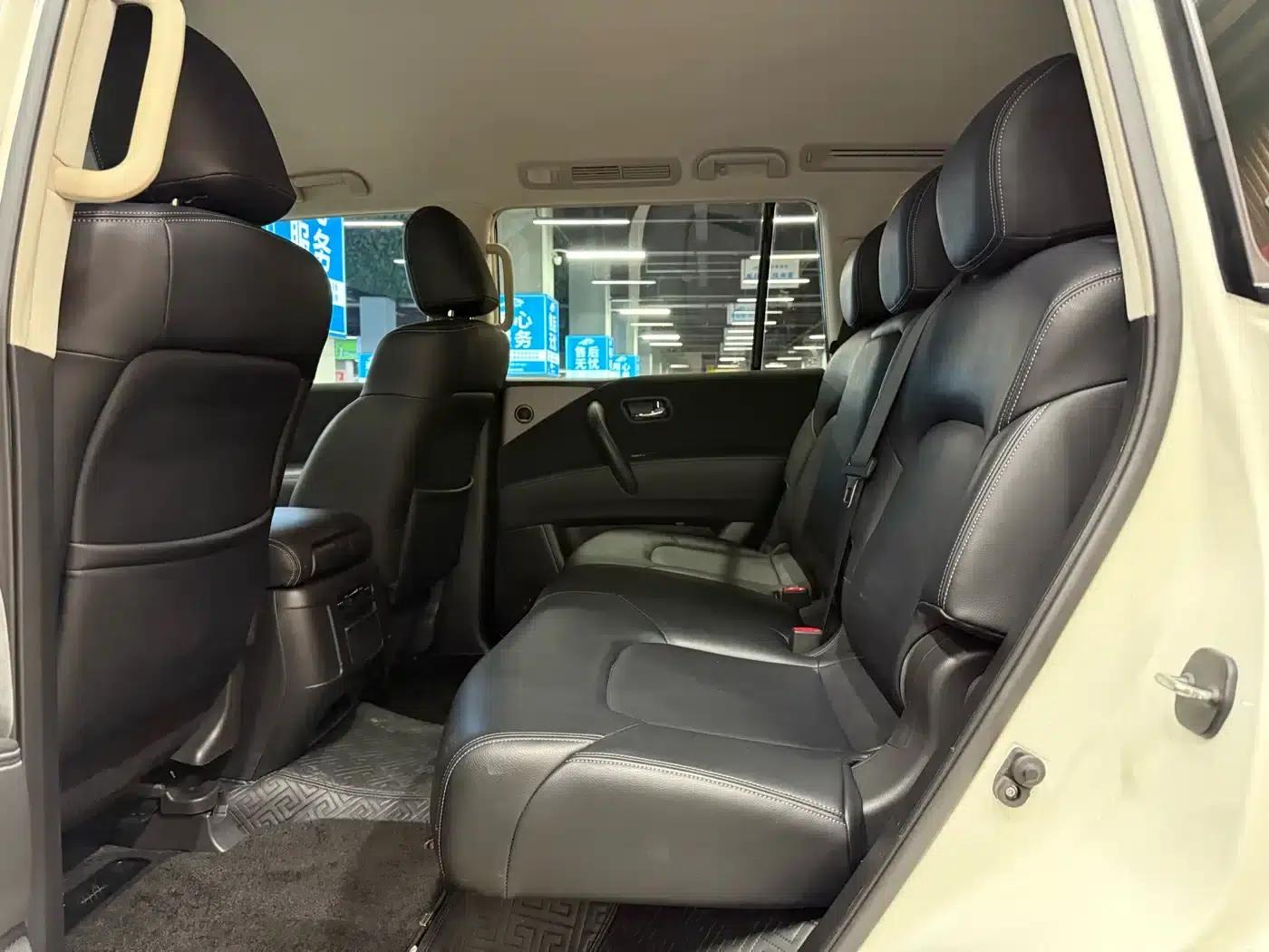 Nissan Patrol 2018 4.0L Leader Edition — миниатюра 13