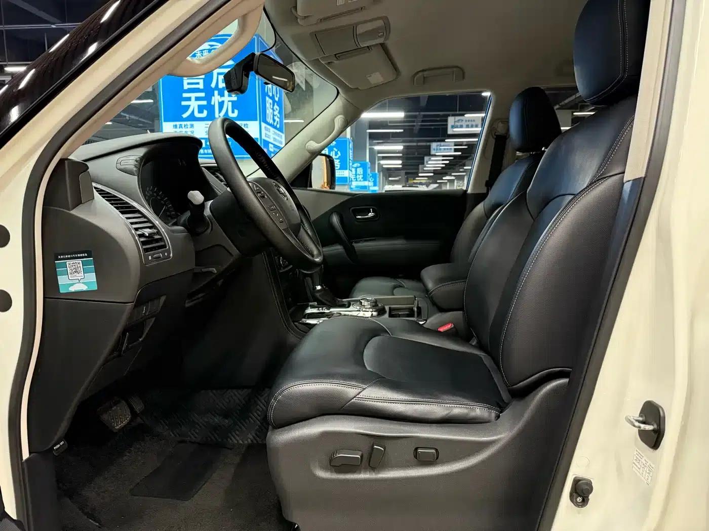 Nissan Patrol 2018 4.0L Leader Edition — миниатюра 6