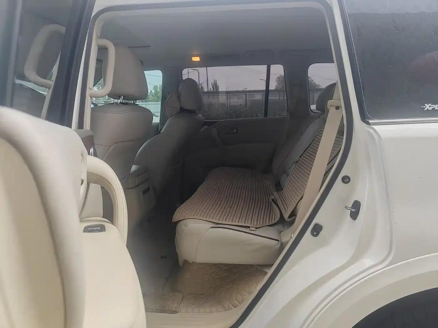 2017 Nissan Patrol 4.0L Middle East Edition — миниатюра 8