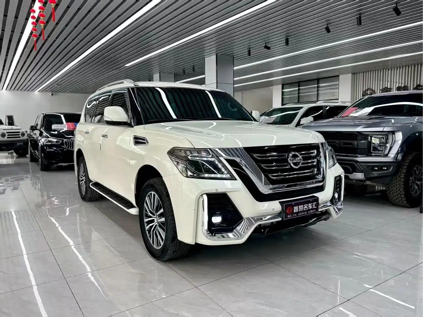 Nissan Patrol 2018 4.0L Leader Edition — миниатюра 6