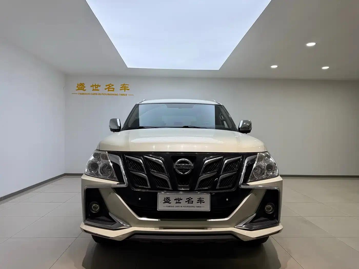 Nissan Patrol Y62 2018 4.0L Middle East Edition — миниатюра 2