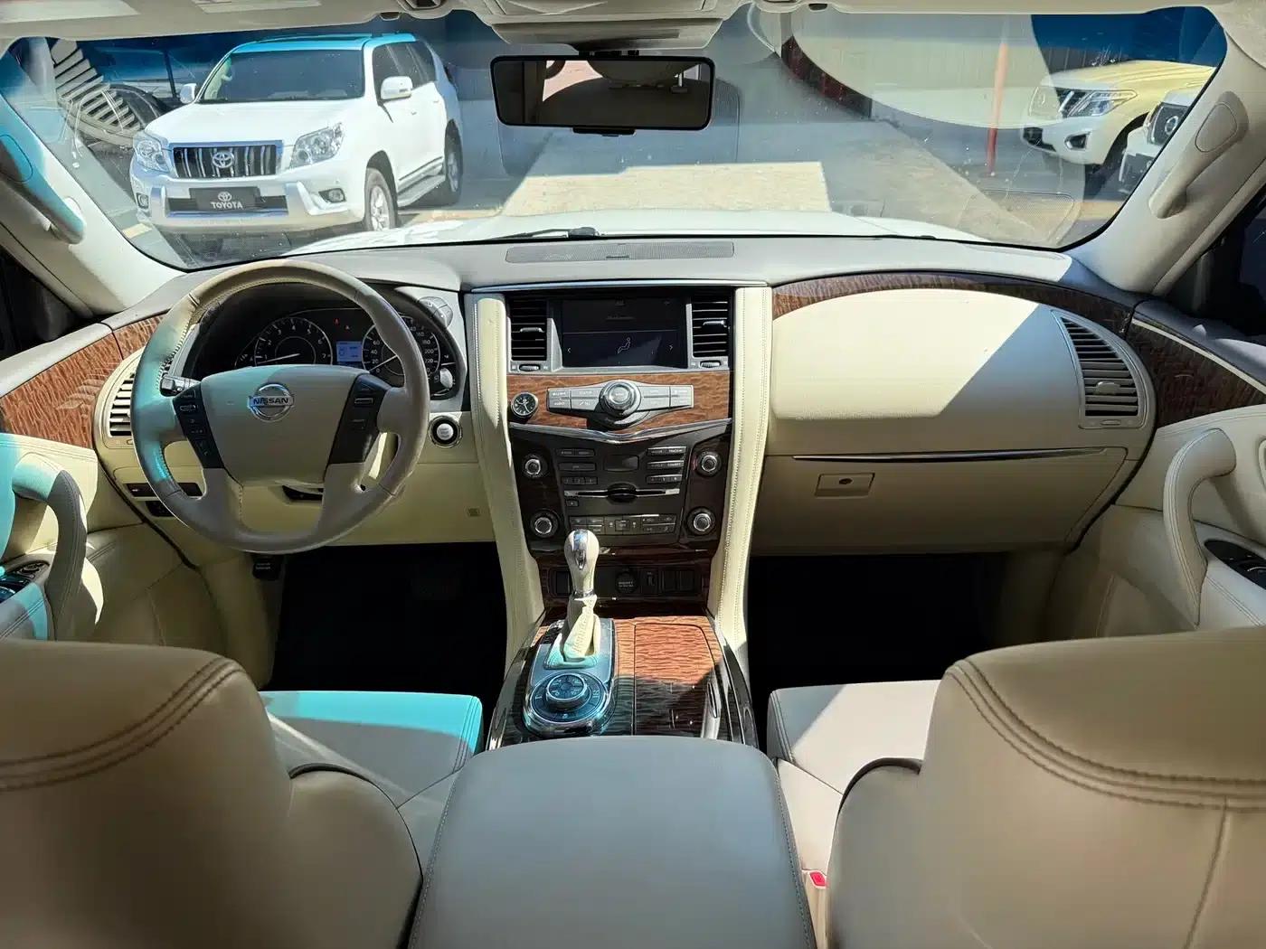 Nissan Patrol 2018 4.0L Platinum Edition — миниатюра 14