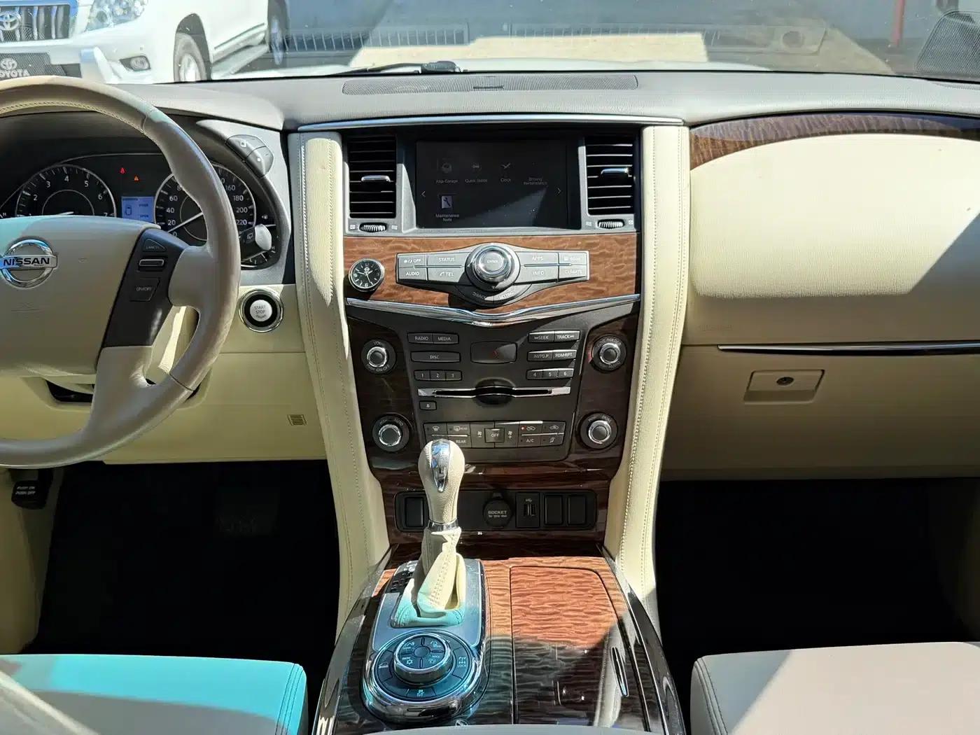 Nissan Patrol 2018 4.0L Platinum Edition — миниатюра 15