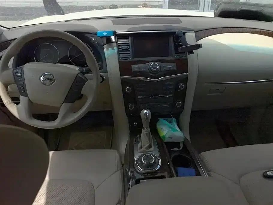 Nissan Patrol 2018 4.0L Flagship Edition — миниатюра 12