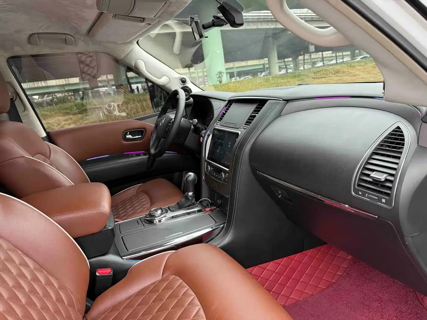 Nissan Patrol Y62 2020 4.0L Middle East Edition — миниатюра 16