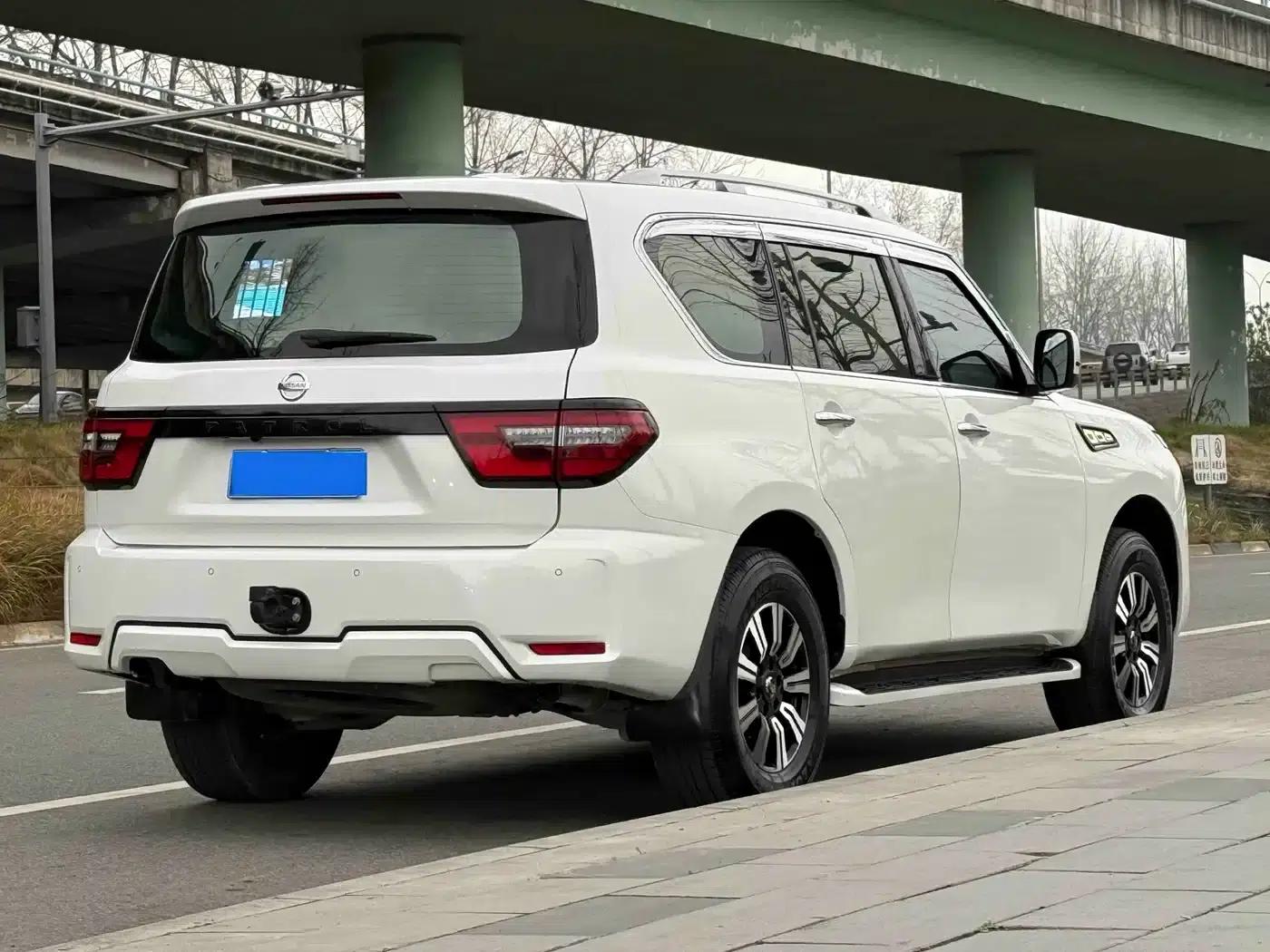 Nissan Patrol Y62 2020 4.0L Middle East Edition — миниатюра 19