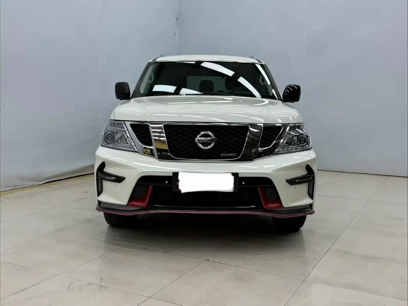 Nissan Patrol 2018 4.0L Leader Edition — миниатюра 2