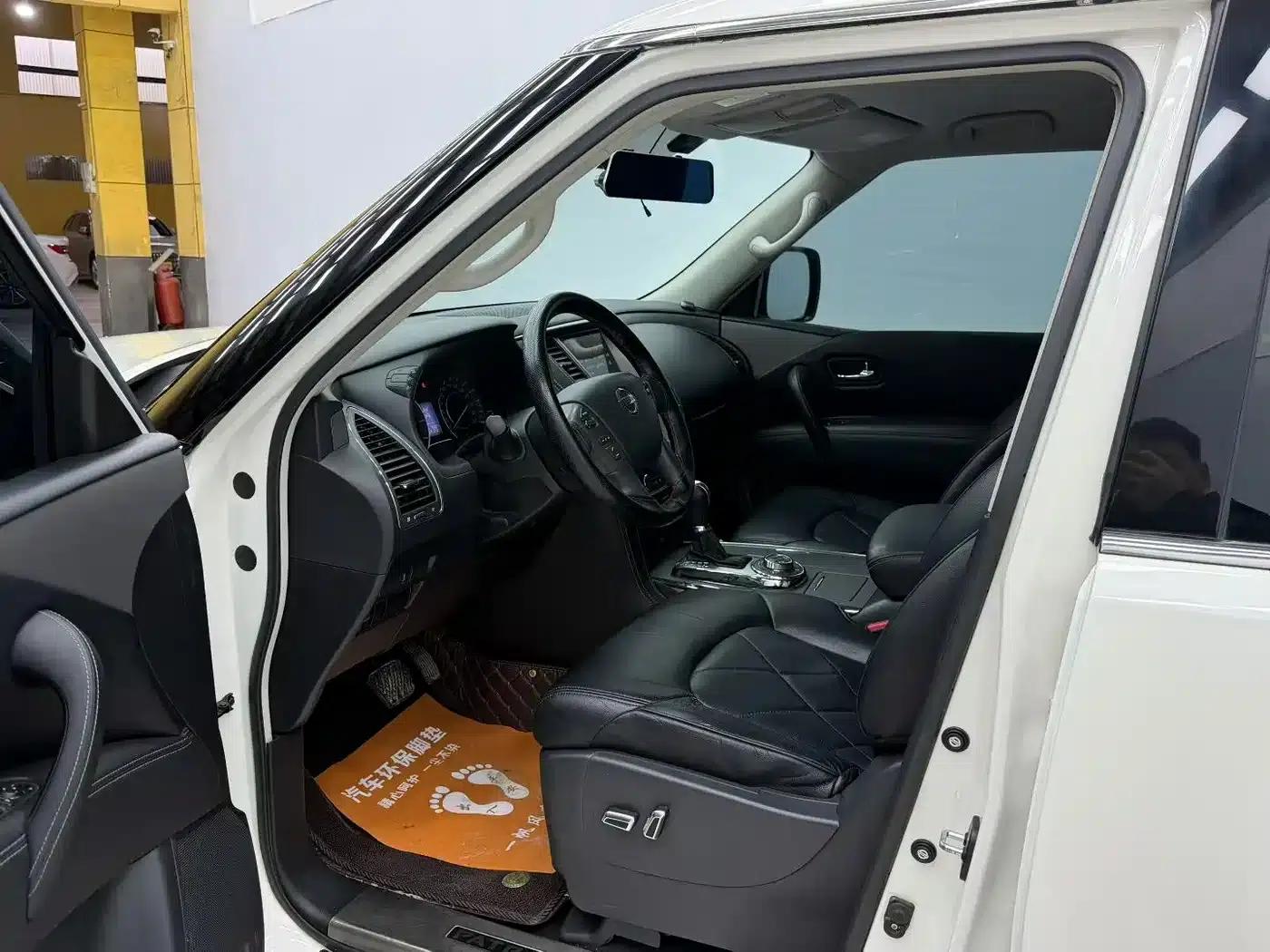 Nissan Patrol 2018 4.0L Leader Edition — миниатюра 4
