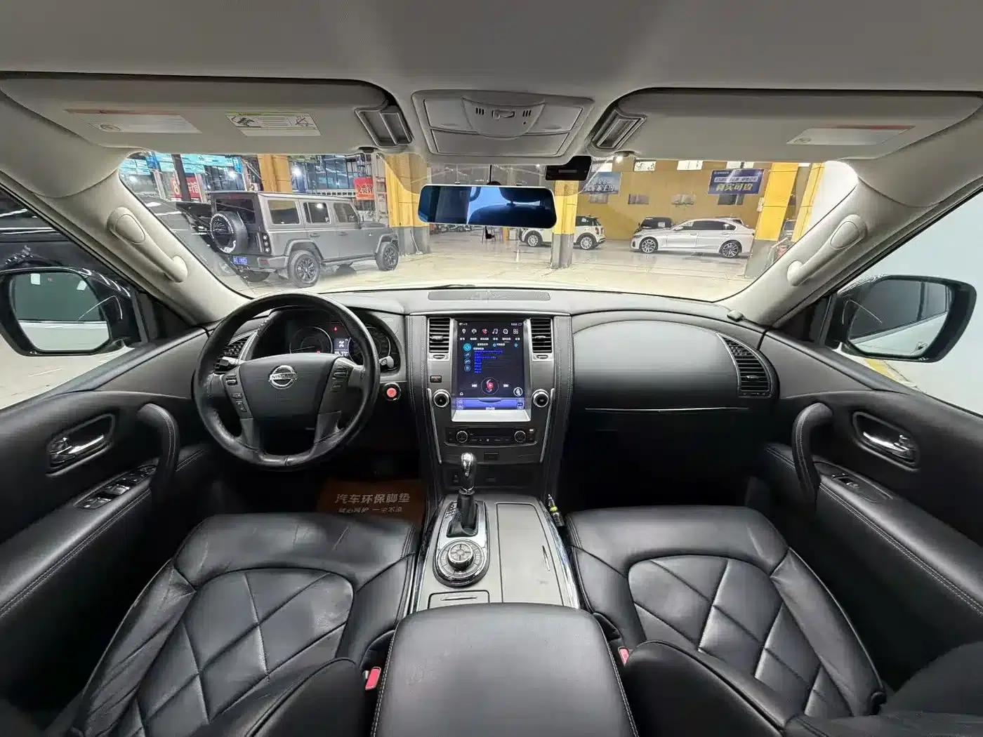 Nissan Patrol 2018 4.0L Leader Edition — миниатюра 5