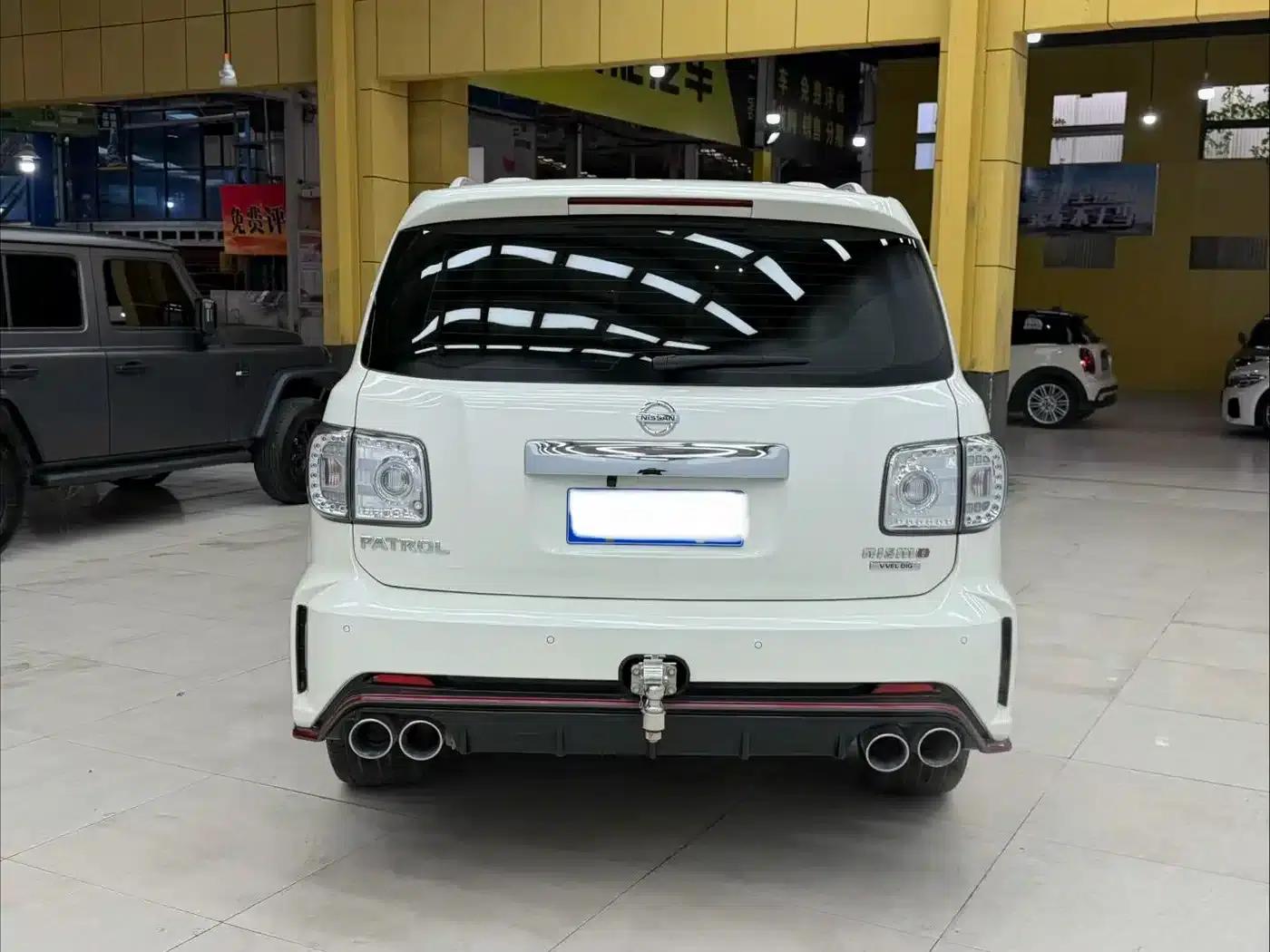 Nissan Patrol 2018 4.0L Leader Edition — миниатюра 8