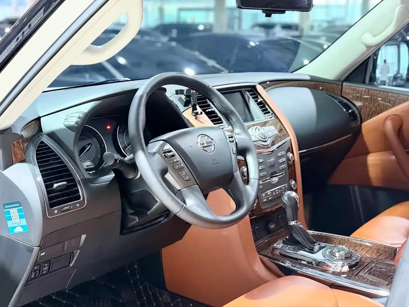 2018 Nissan Patrol 4.0L Middle East Edition — миниатюра 6