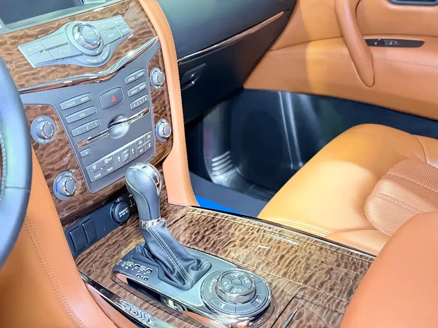 2018 Nissan Patrol 4.0L Middle East Edition — миниатюра 8
