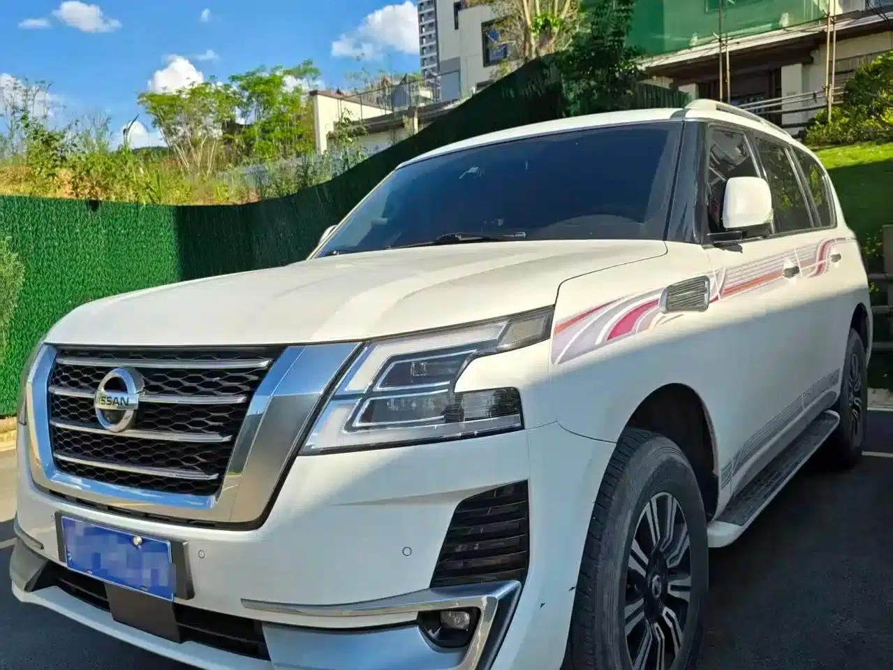 Nissan Patrol 2020 4.0L Automatic — миниатюра 1