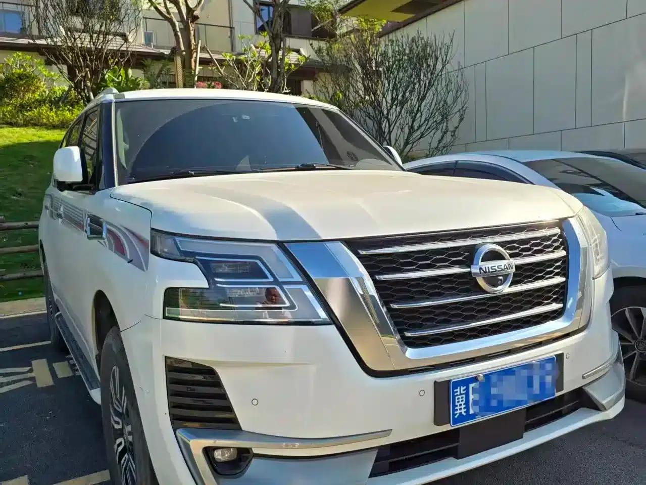 Nissan Patrol 2020 4.0L Automatic — миниатюра 3