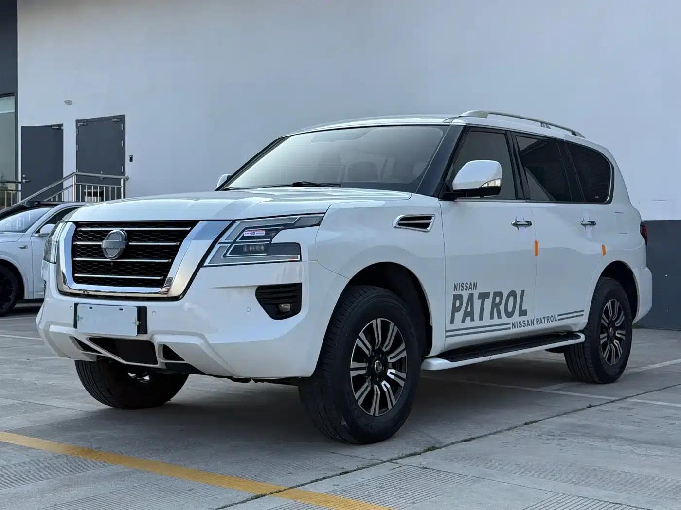 Nissan Patrol 2020 4.0L Automatic — миниатюра 1