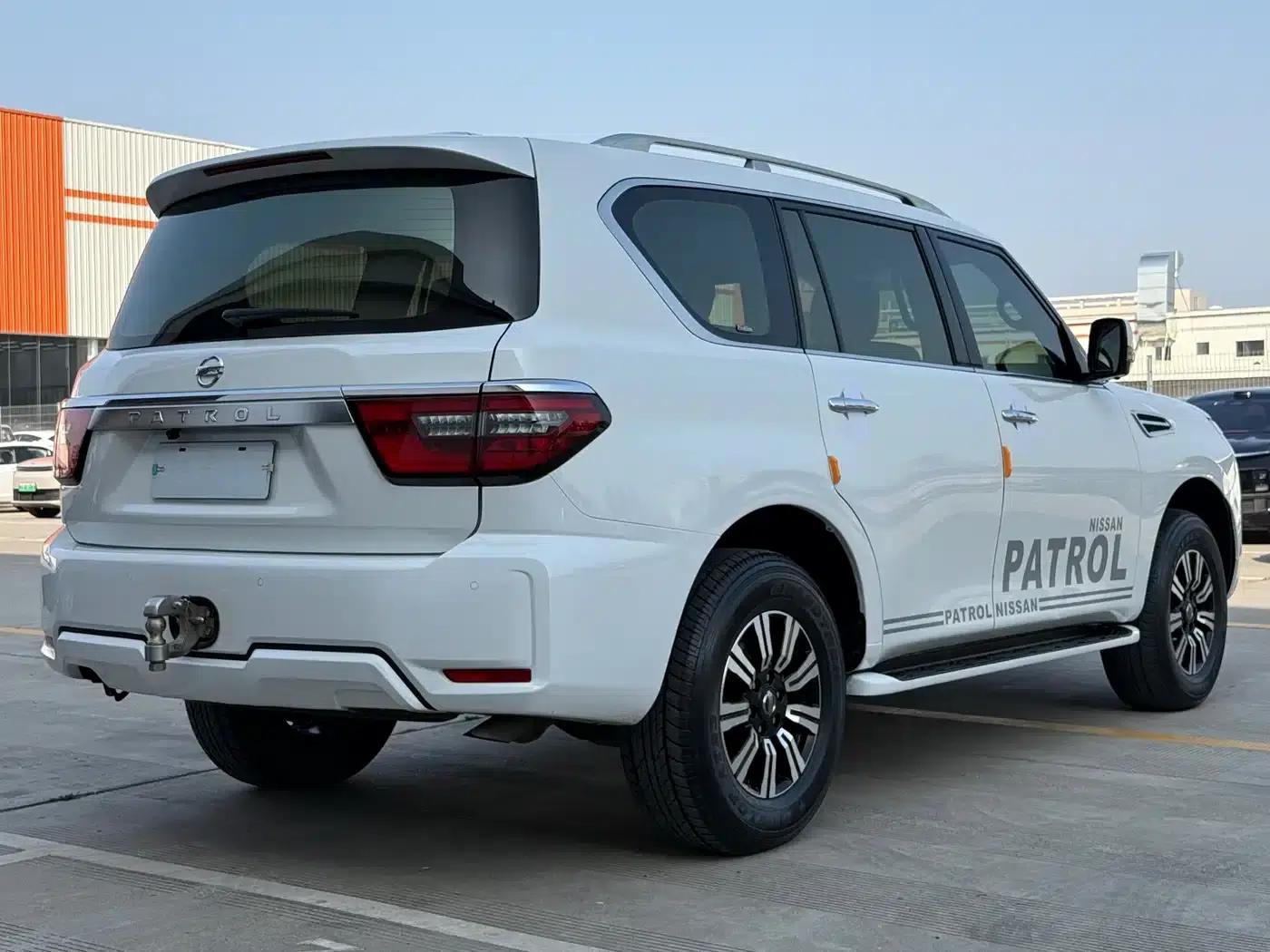 Nissan Patrol 2020 4.0L Automatic — миниатюра 9