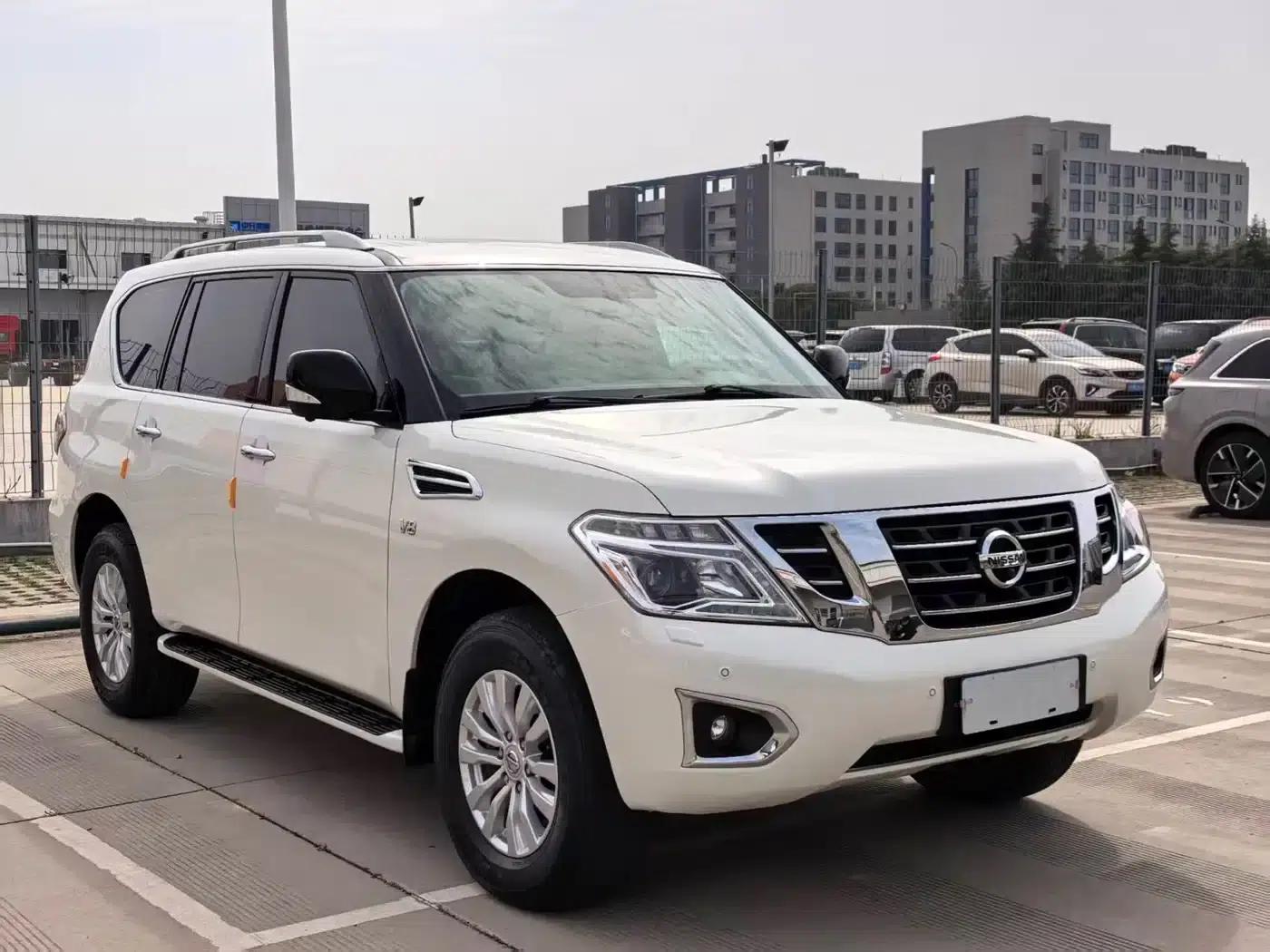 2018 Nissan Patrol 5.6L Middle East Edition — миниатюра 3