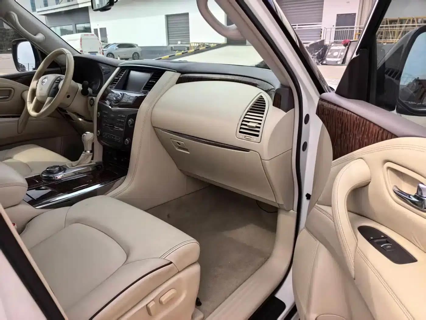 2018 Nissan Patrol 5.6L Middle East Edition — миниатюра 5