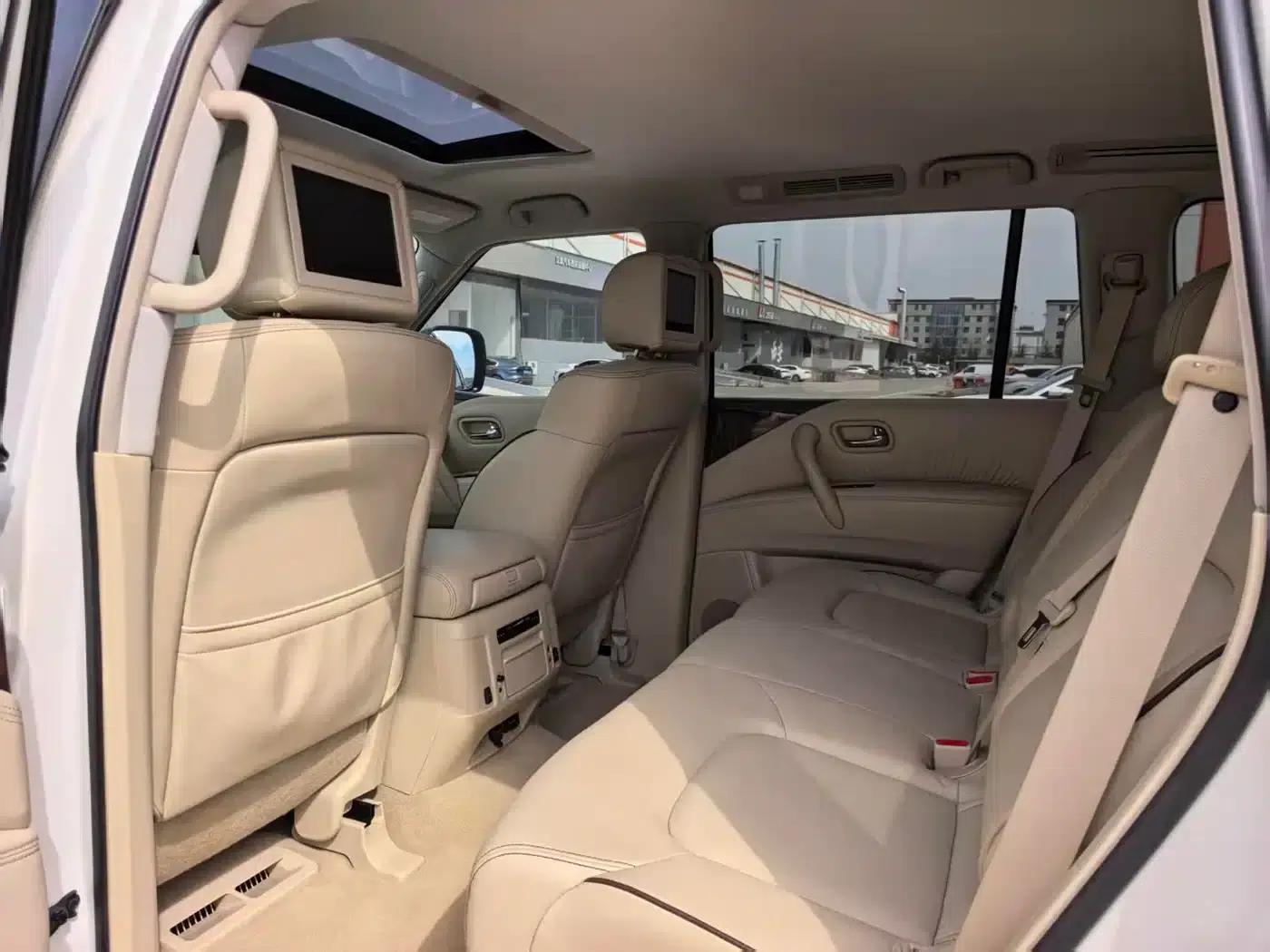 2018 Nissan Patrol 5.6L Middle East Edition — миниатюра 6
