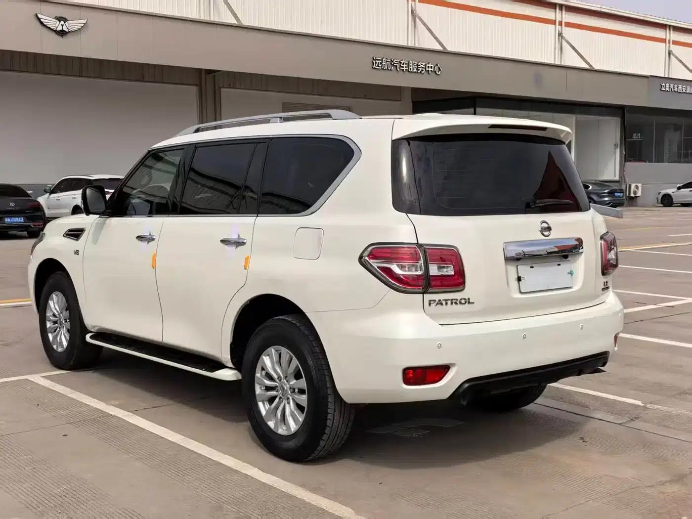 2018 Nissan Patrol 5.6L Middle East Edition — миниатюра 7