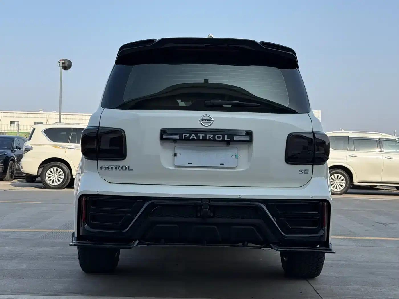 2018 Nissan Patrol 4.0L Middle East Edition — миниатюра 8