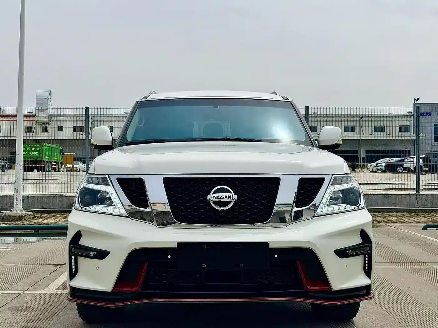 Nissan Patrol 2018 4.0L Leader Edition — миниатюра 2