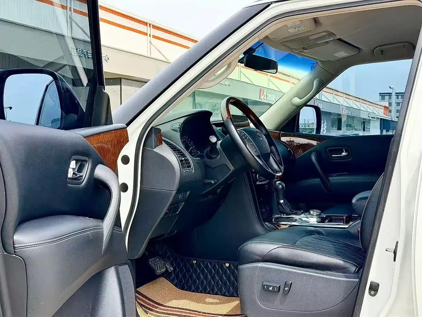 Nissan Patrol 2018 4.0L Leader Edition — миниатюра 4