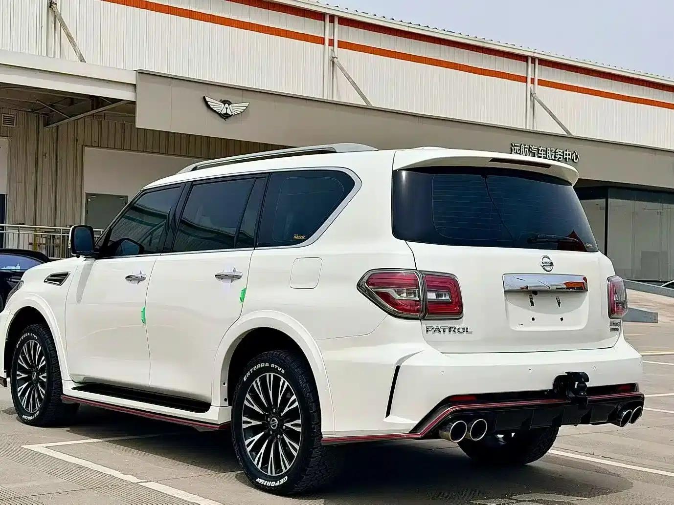 Nissan Patrol 2018 4.0L Leader Edition — миниатюра 9