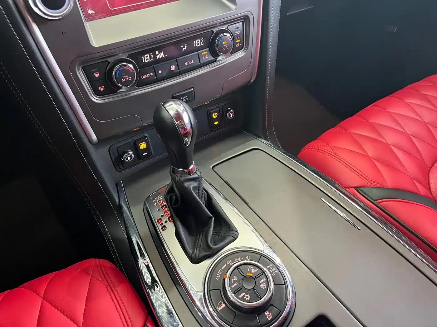Nissan Patrol 2018 4.0L Leader Edition — миниатюра 16