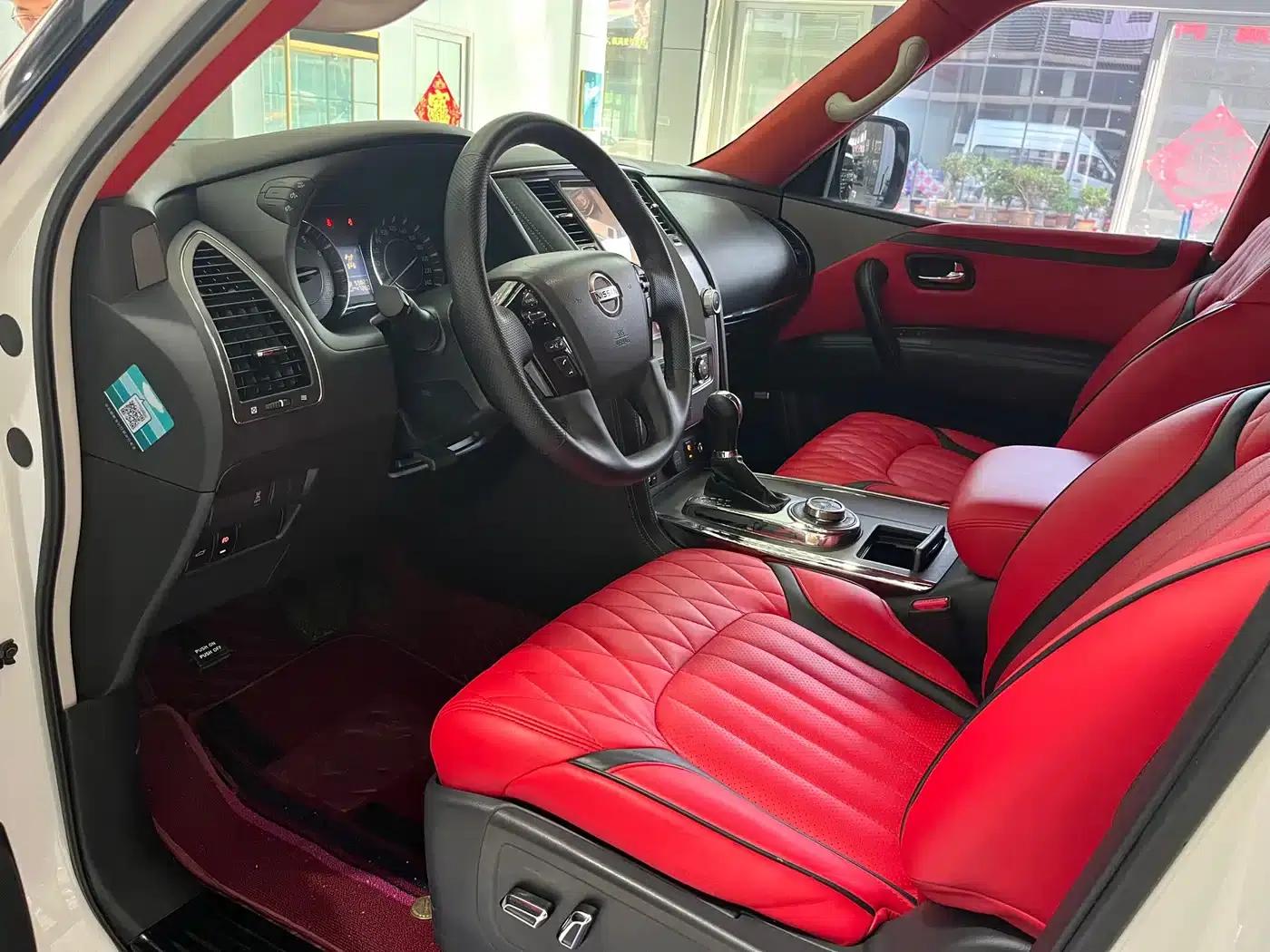 Nissan Patrol 2018 4.0L Leader Edition — миниатюра 6