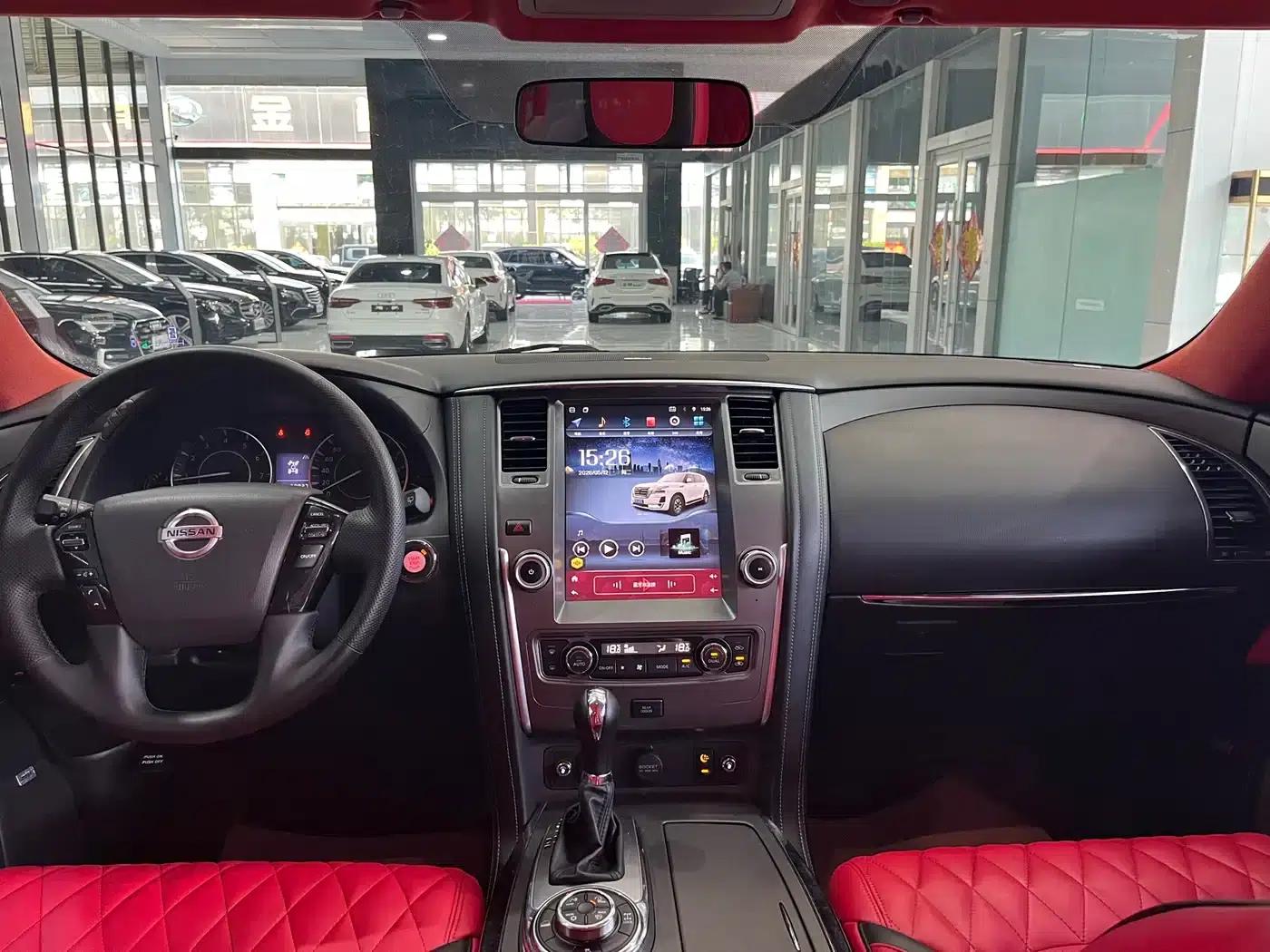 Nissan Patrol 2018 4.0L Leader Edition — миниатюра 8