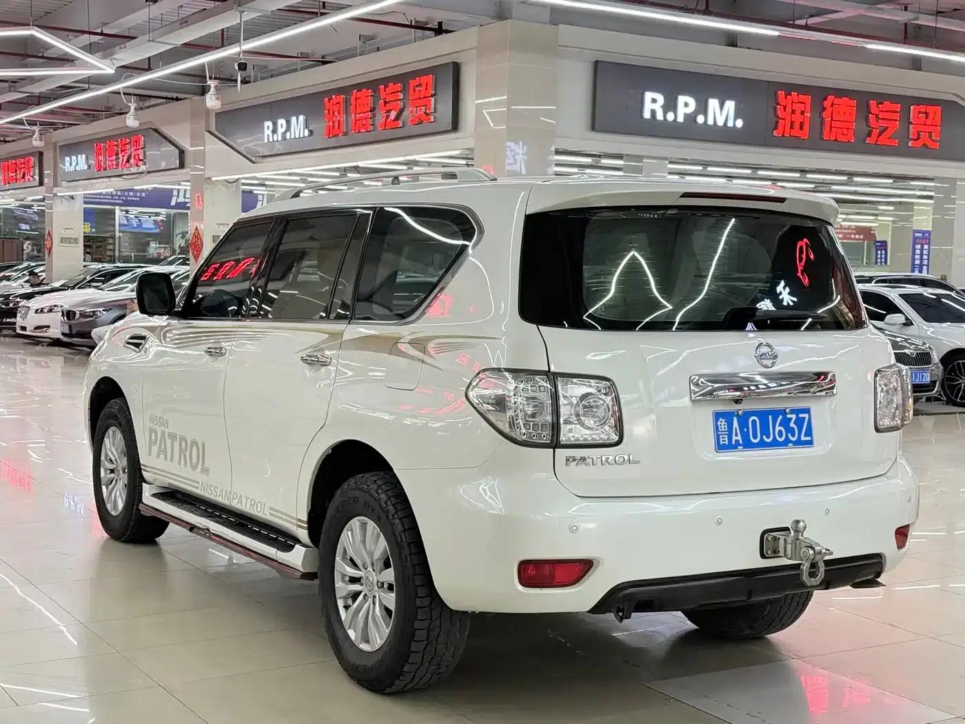Nissan Patrol 2018 4.0L Leader Edition — миниатюра 6