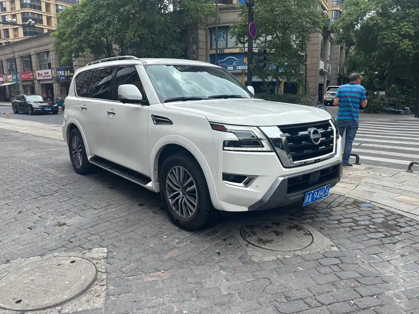 Nissan Patrol 2025 5.6L Automatic — миниатюра 2