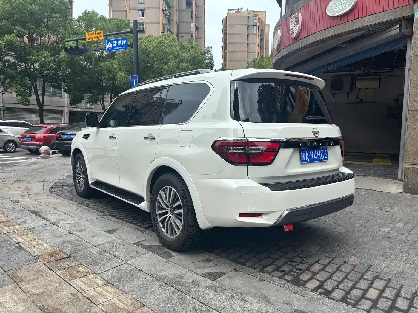 Nissan Patrol 2025 5.6L Automatic — миниатюра 4