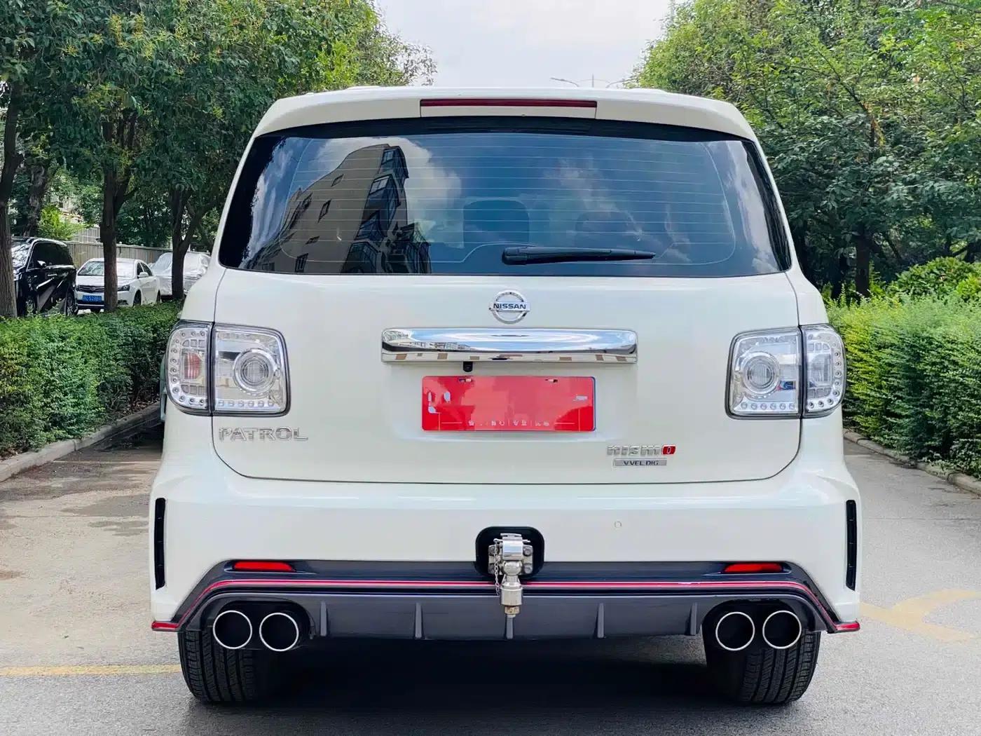 Nissan Patrol 2018 4.0L Leader Edition — миниатюра 12