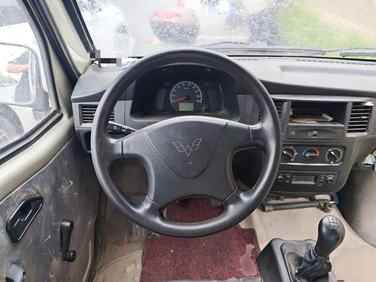 Wuling Zhiguang 2013 1.0L Practical Version — миниатюра 11