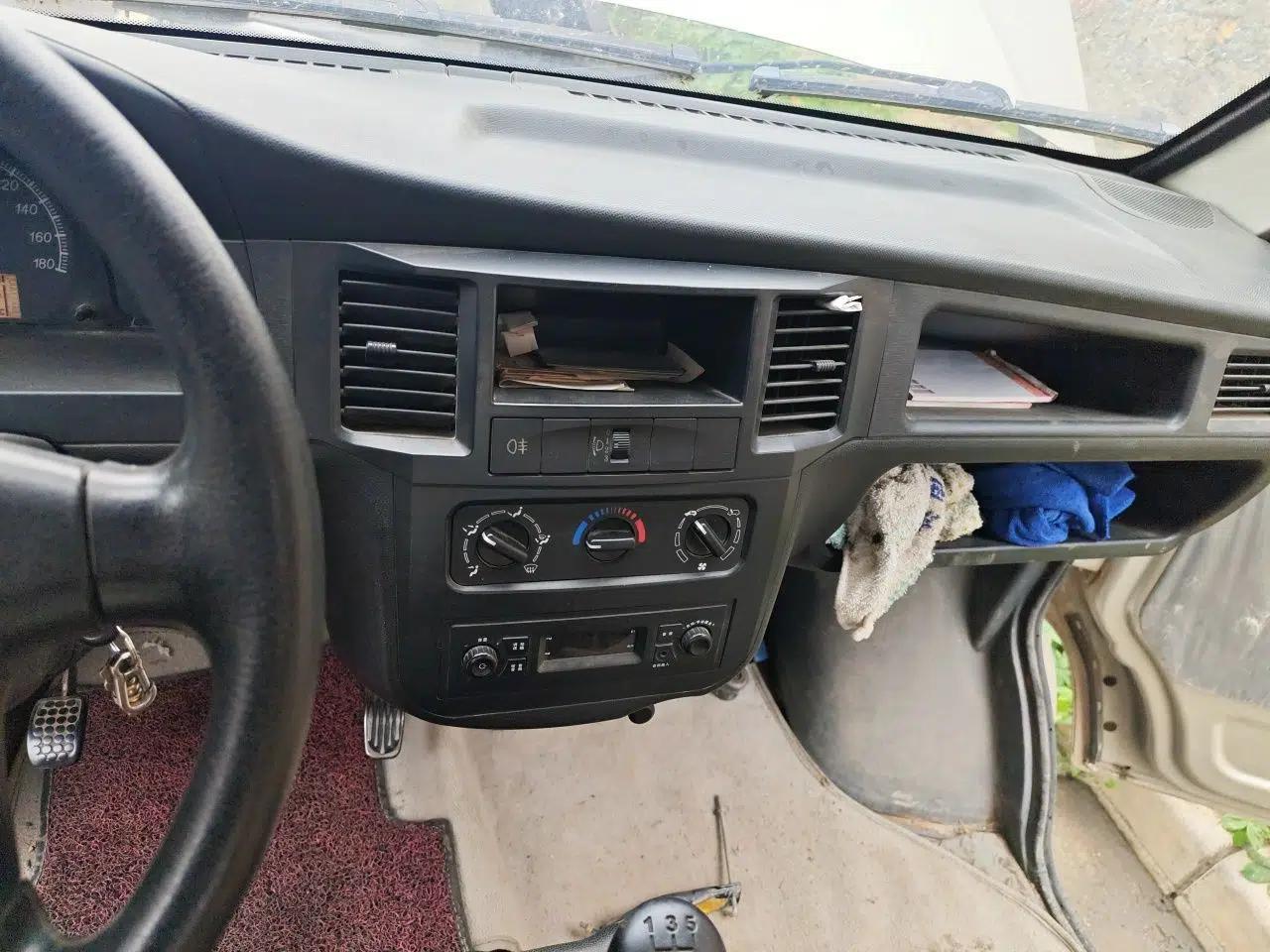 Wuling Zhiguang 2013 1.0L Practical Version — миниатюра 14