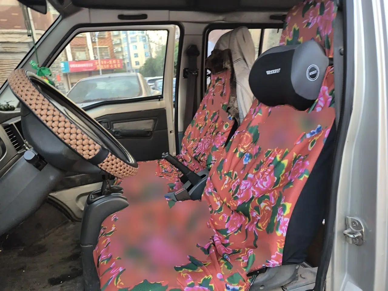 Wuling Zhiguang 2010 1.0L Liye Edition — миниатюра 16