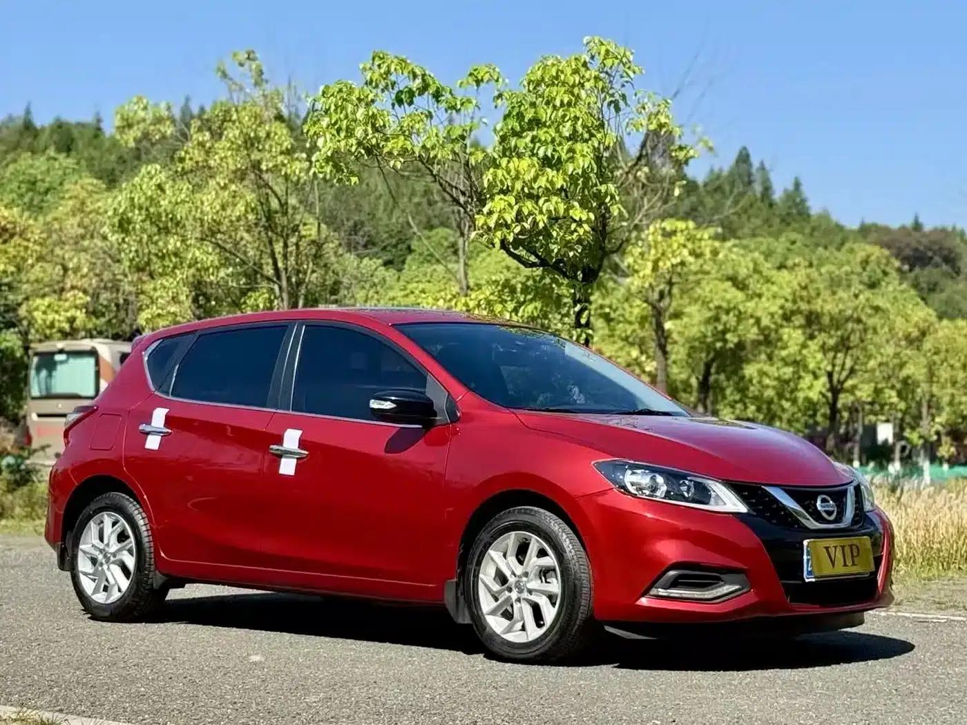 2021 Tiida 1.6L CVT Smart Edition — миниатюра 3