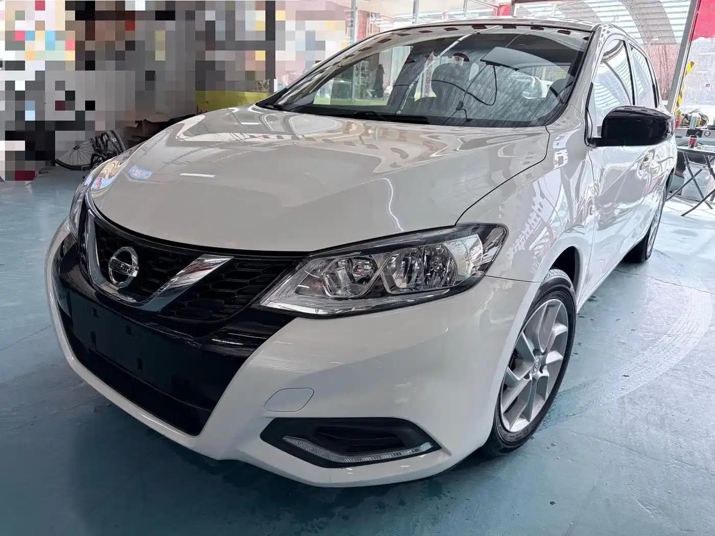 2021 Tiida 1.6L CVT Smart Edition — миниатюра 1