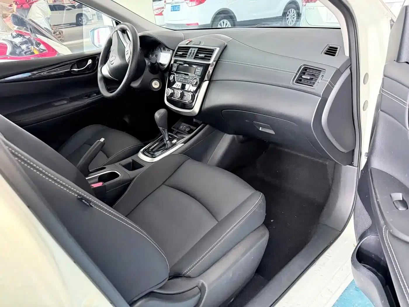2021 Tiida 1.6L CVT Smart Edition — миниатюра 16