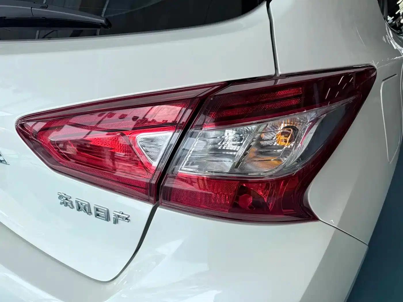 2021 Tiida 1.6L CVT Smart Edition — миниатюра 20