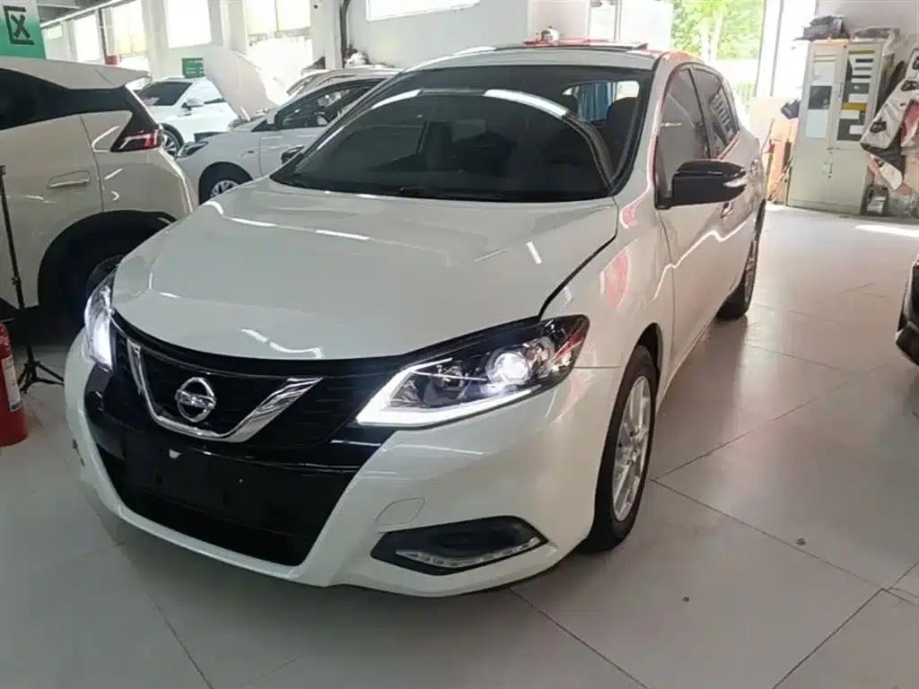 2021 Tiida 1.6L CVT Smart Edition — миниатюра 1